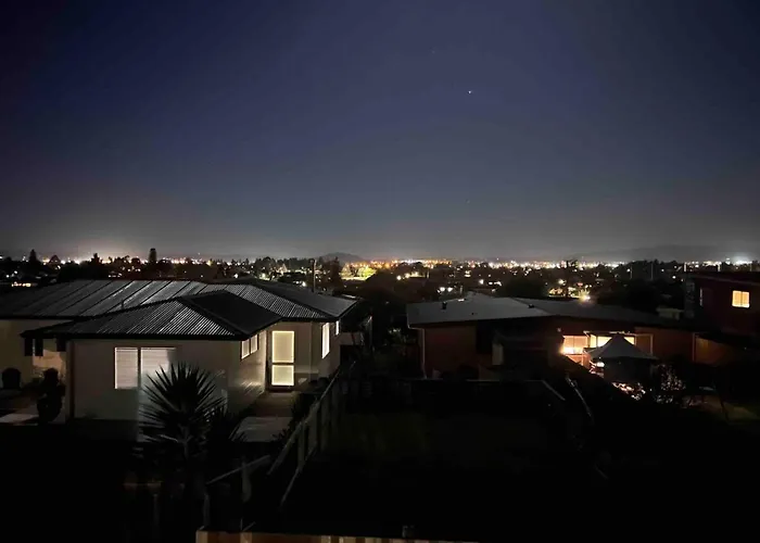 5 Bedrooms View Cosy Place 度假居 *