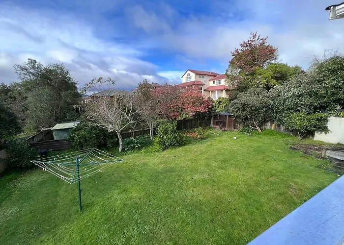 5 Bedrooms View Cosy Place *